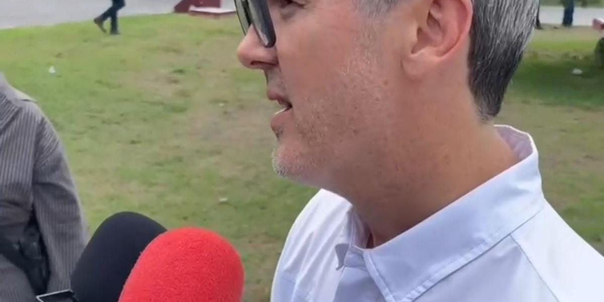 JR pide que autoridades investiguen señalamientos de huachicol