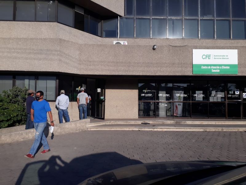 Despachos jurídicos salen al rescate de usuarios ante presuntos abusos de la CFE