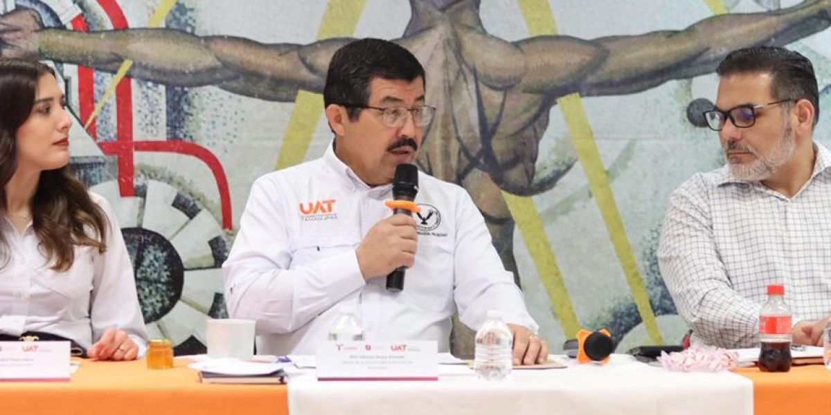 La UAT impulsa el futuro estudiantil con movilidad global y alianzas empresariales