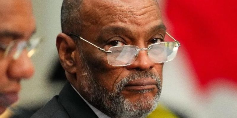 Renunció primer ministro de Haití ante violencia