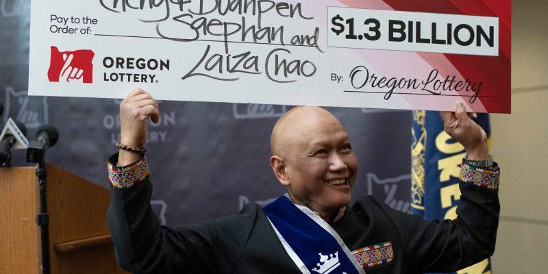 El ganador del premio de $1,300 millones del Powerball en Oregon es un inmigrante que libra una batalla contra el cáncer