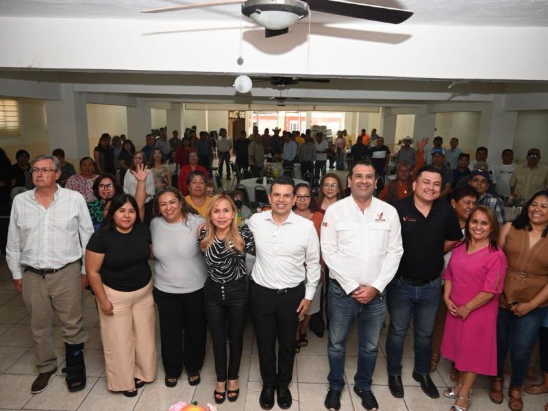 Reconocen Ayuntamiento y Sindicato a personal jubilado