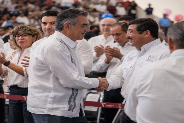 Américo Villarreal pondrá en marcha ciclo escolar de la UAT