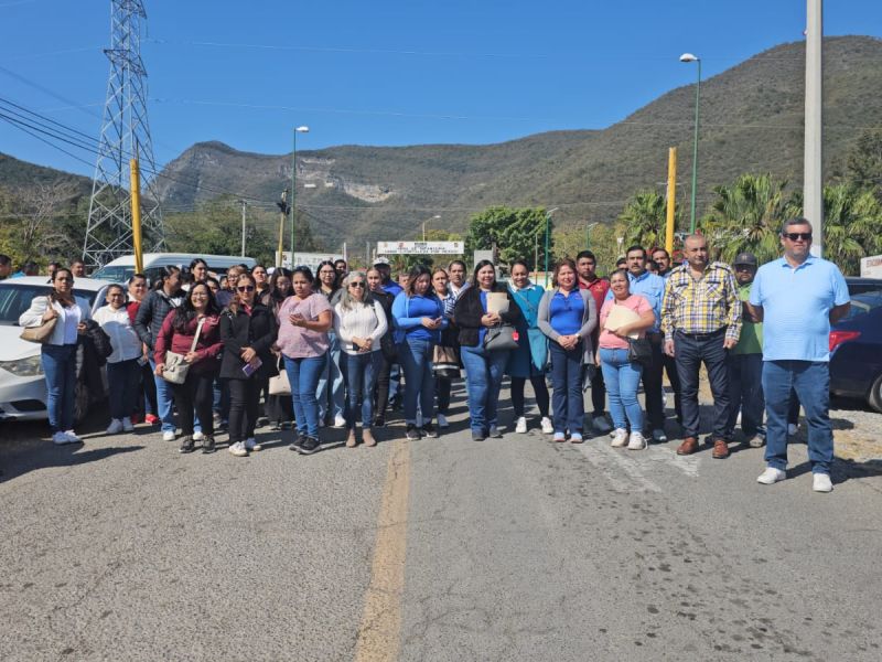 Maestros de Soto la Marina piden al SNTE resolver conflicto por plazas irregulares