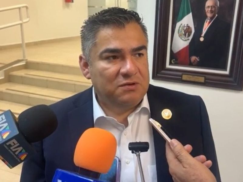 Advierten sanciones por doble plazas y nepotismo