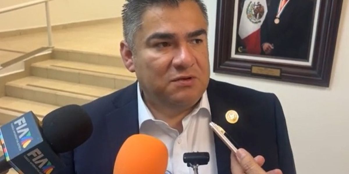 Advierten sanciones por doble plazas y nepotismo