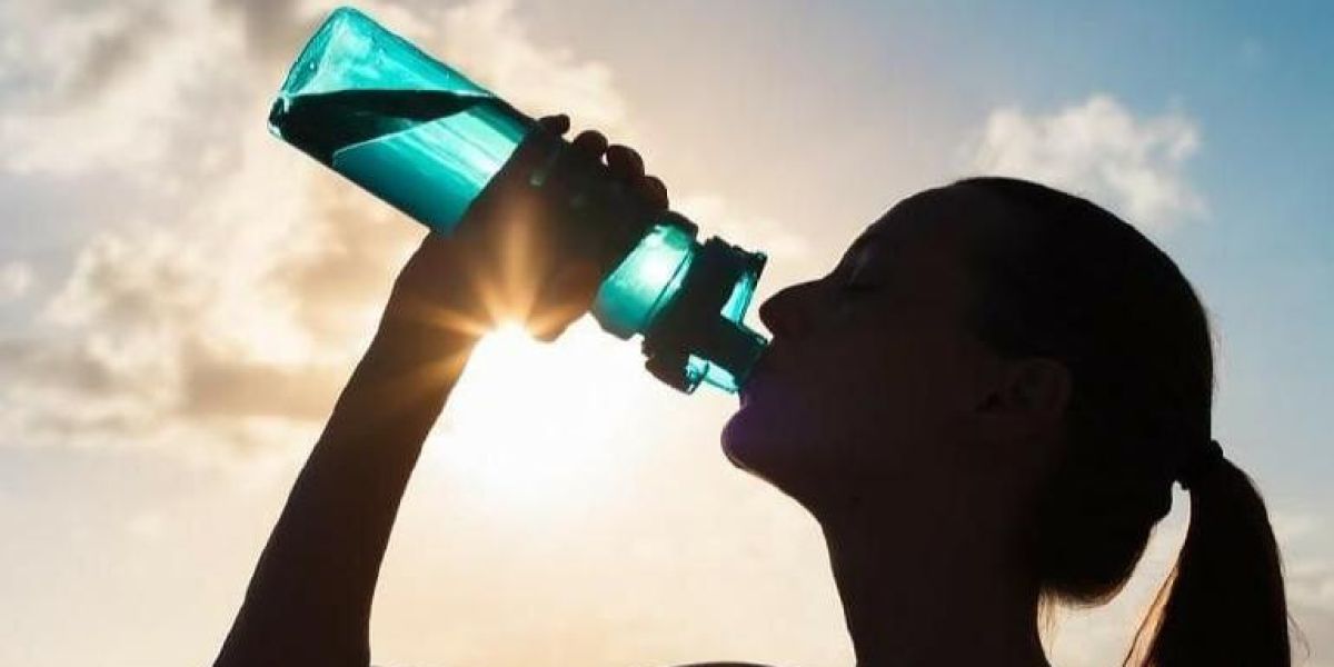 Aquí 5 recomendaciones para mantenerte hidratado