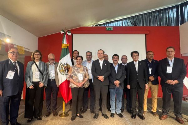 Fortalece Dámaso Anaya proyección global de la UAT en la Cumbre de Rectores en Japón