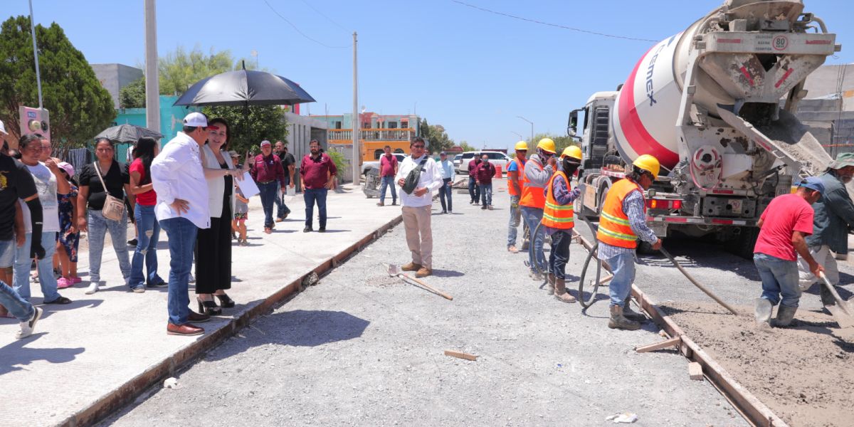 Supervisa alcaldesa Carmen Lilia Canturosas avance de obras infraestructura vial en Los Olivos