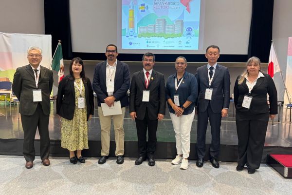 Modera Dámaso Anaya mesa de diálogo de rectores México-Japón