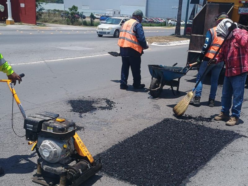 Intensifican acciones de rehabilitación de vialidades en la Capital