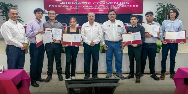 Becan a estudiantes de la UAT para el desarrollo de proyectos de base tecnológica