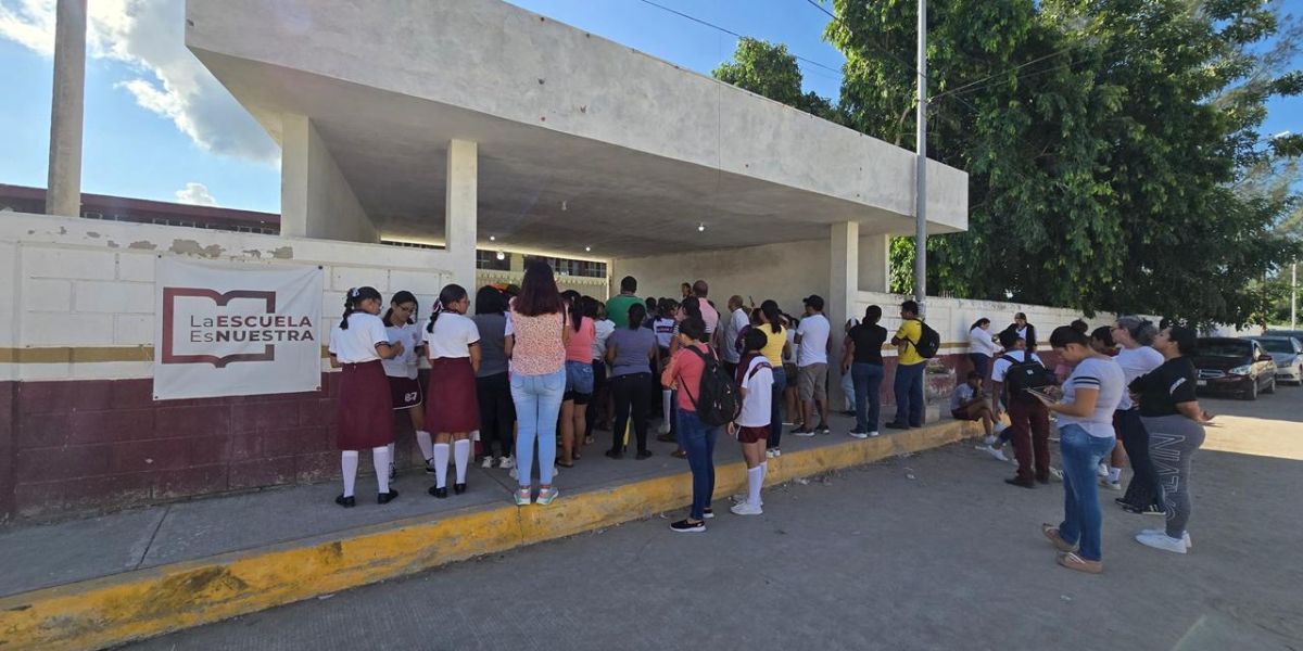 Después de una semana abrirán este martes la Escuela Sec. 8