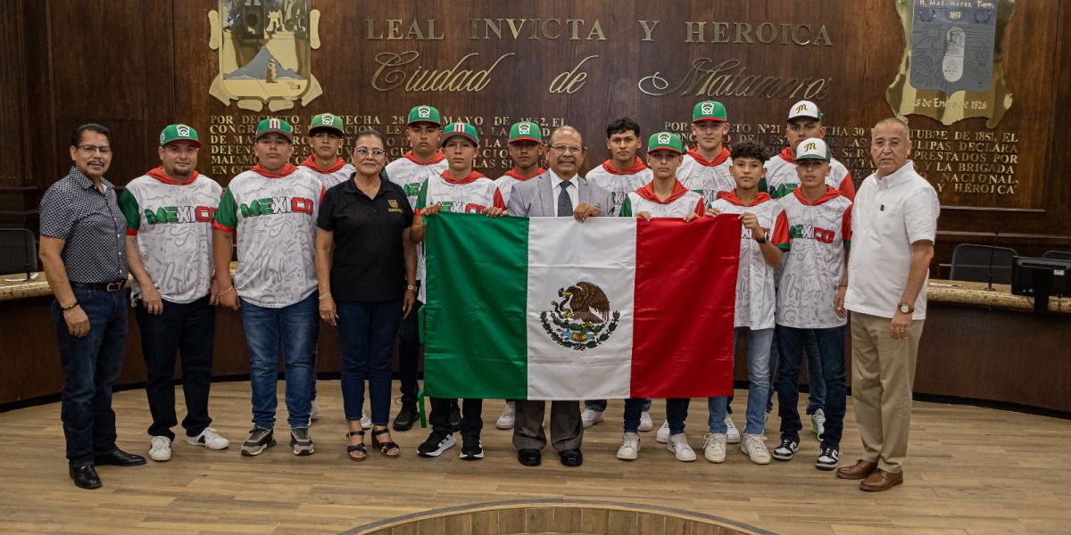 Abandera Alcalde a campeones que representarán a  México, en Serie Mundial de Beisbol Categoría Junior