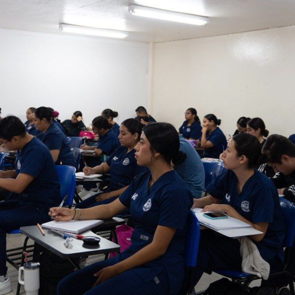 Inicia la UAT con éxito la carrera de Enfermería en Reynosa