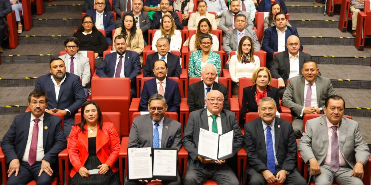 Fortalece la UAT manejo eficiente y transparente de los recursos