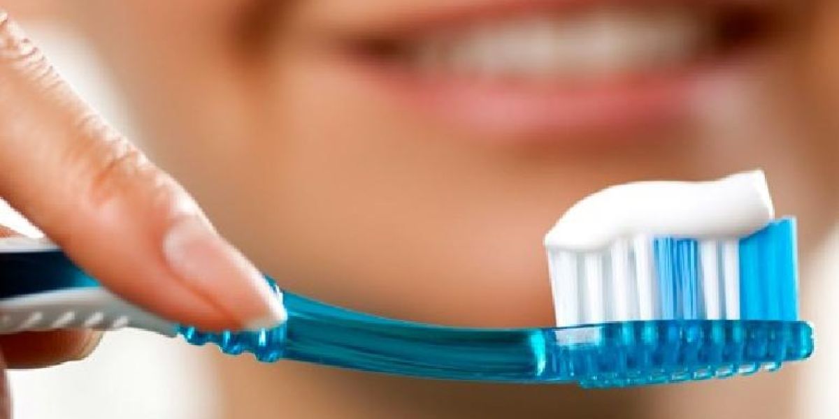 Estos hábitos debes cambiar para evitar bacterias en tus dientes