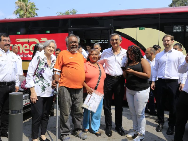 Reconoce el gobernador Américo Villarreal estándares de excelencia de la UAT