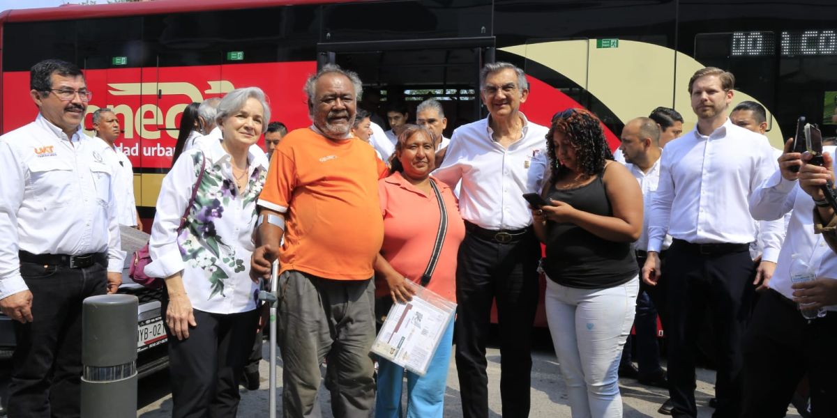 Reconoce el gobernador Américo Villarreal estándares de excelencia de la UAT