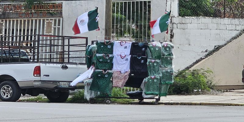 Fiebre mundialista eleva 100% ventas de playeras del Tri