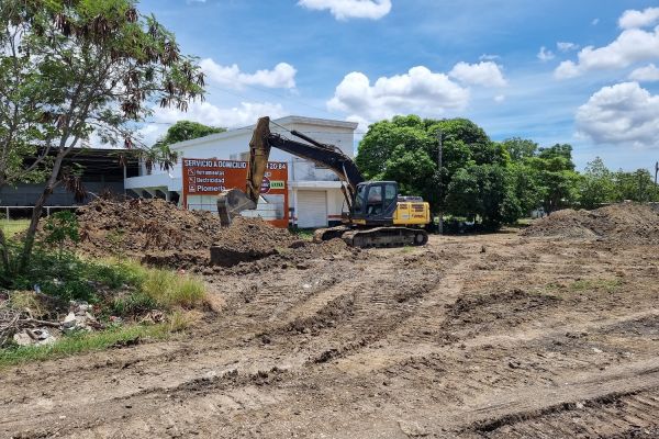 Alertan por relleno ilegal de lagunas en Ciudad Madero; advierten riesgo de inundaciones