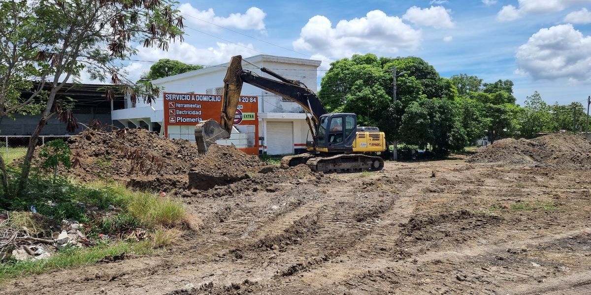 Alertan por relleno ilegal de lagunas en Ciudad Madero; advierten riesgo de inundaciones