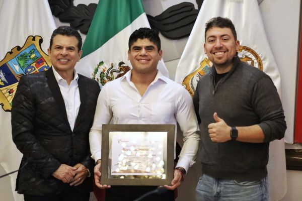 Entrega Cabildo reconocimiento a destacado deportista victorense