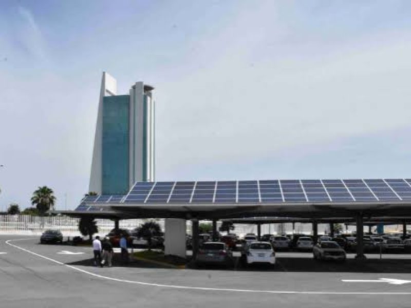 Denuncian posible corrupción en parque fotovoltaico del parque bicentenario