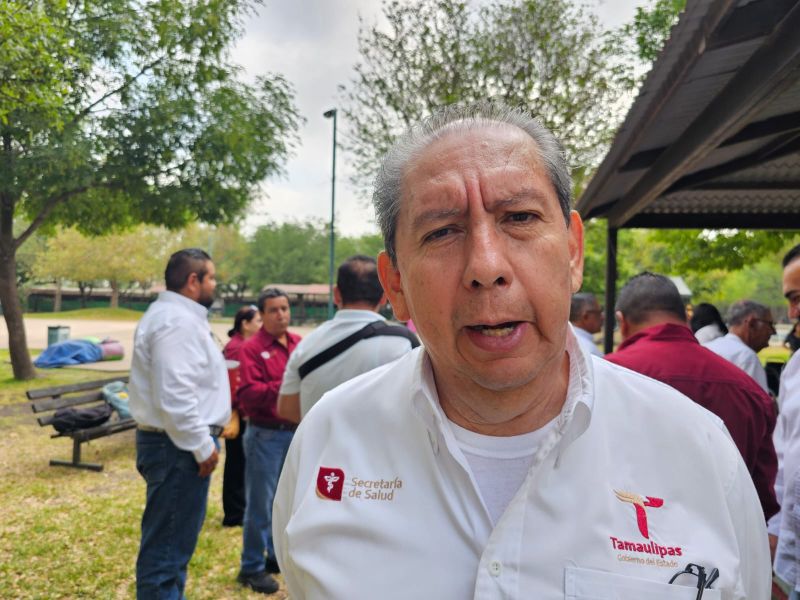 Salud instruye a propietarios de mascotas para prevenir el gusano barrenador