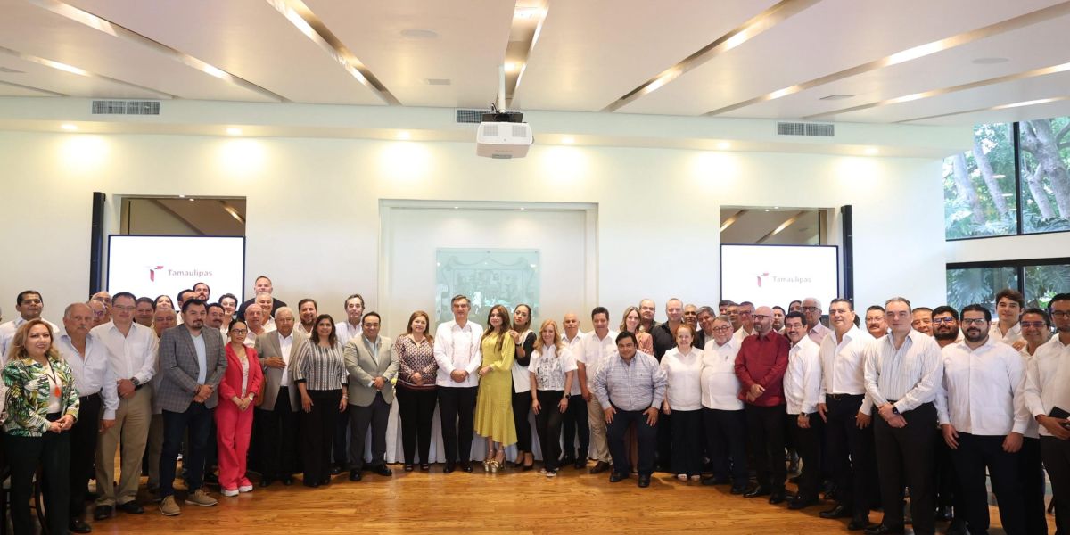 Reitera Américo su respeto a la libertad de expresión y pide a medios rescatar la verdad