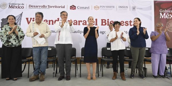 Con la entrega de viviendas se hace justicia a quienes menos tienen: Claudia Sheinbaum