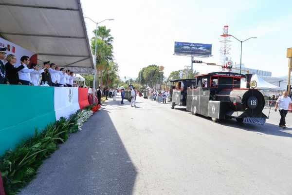 Encabeza Américo Villarreal desfile por el 114 Aniversario del Inicio de la Revolución Mexicana