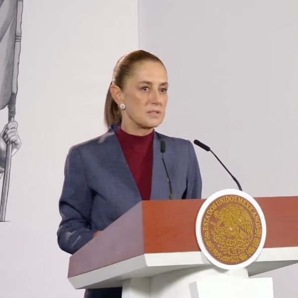 Sheinbaum afirma que alista un sitio web para publicar los contratos del gobierno, incluidos los del INE