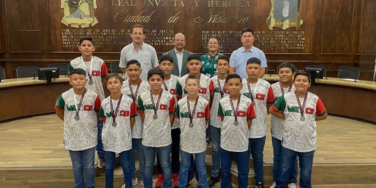 Matamoros es México en el mundial de Williamsport; Alcalde Rubén Sauceda impone medallas a niños campeones