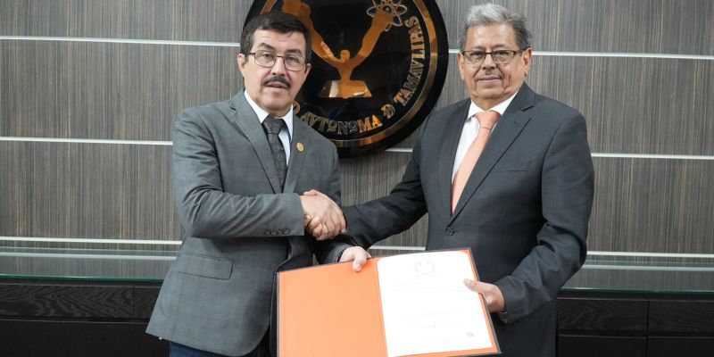 Designa rector a Ismael Quintanilla como abogado general de la UAT