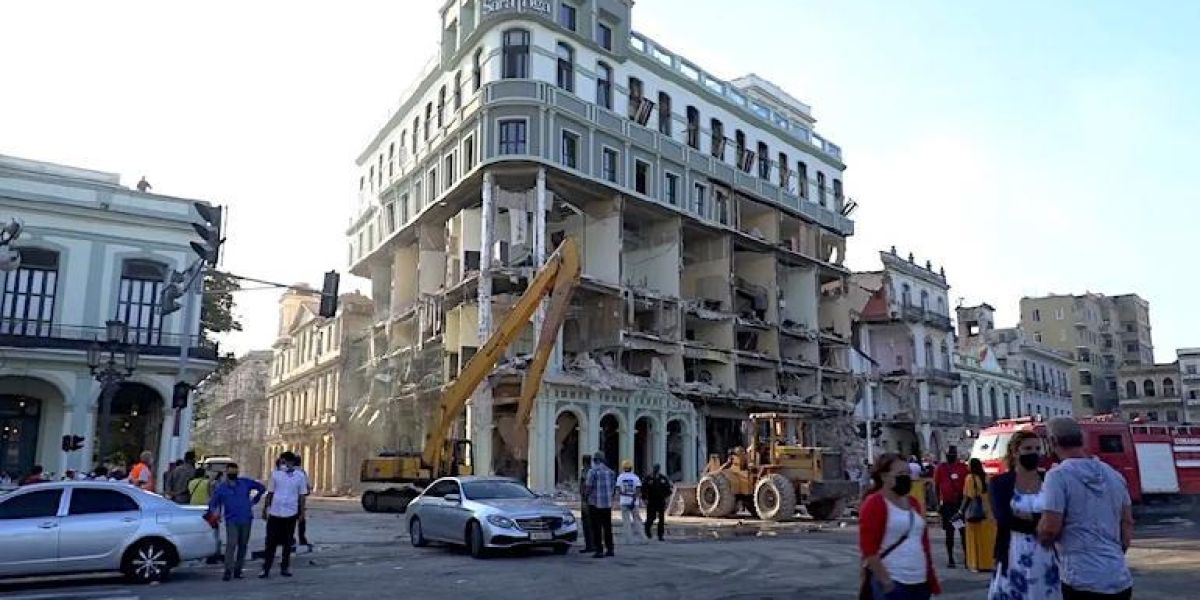 Decreta Cuba duelo oficial por explosión en hotel Saratoga
