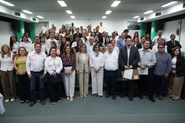 Impulsa la UAT el talento científico con el concurso “Tesis en 3 Minutos”