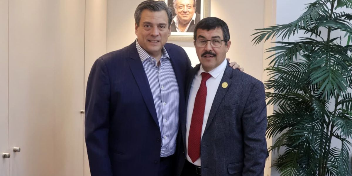 UAT y CMB estrechan lazos para impulsar el boxeo universitario