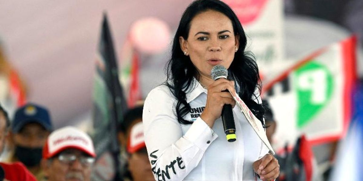 Renuncia al PRI Alejandra del Moral, excandidata de Edomex