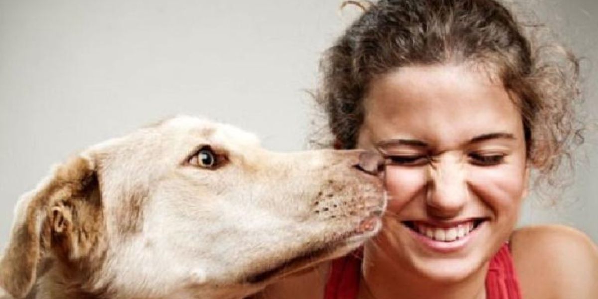 Mujeres pueden disminuir ansiedad y depresión con un perro: Harvard