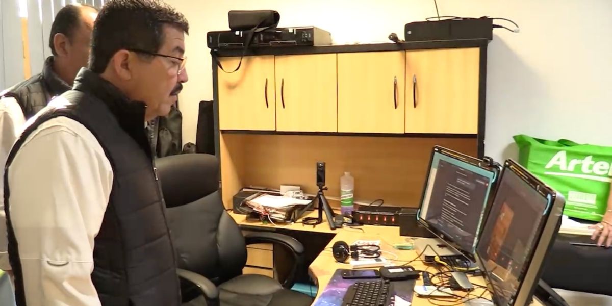 Incorpora UAT tecnología de vanguardia en pruebas vocacionales para estudiantes de bachillerato