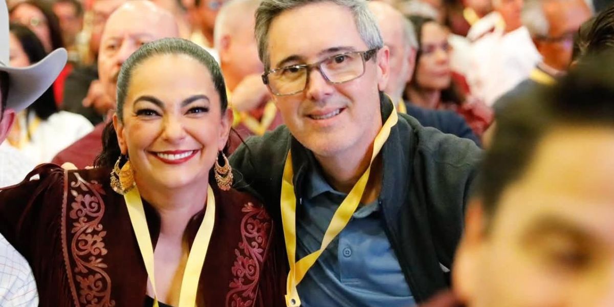 Cierran filas en Morena tras relevo