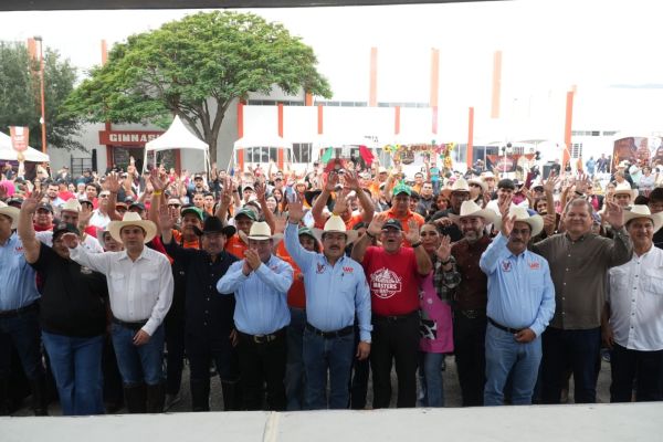 Fortalece rector de la UAT la unidad y las tradiciones en la FMVZ