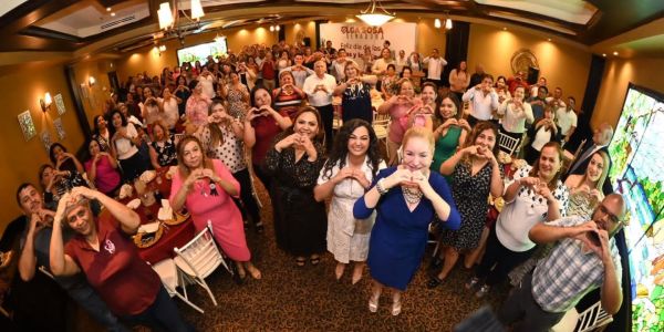 Senadora Olga Sosa reconoce labor de las y los maestros en Matamoros