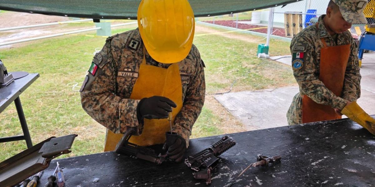 Sedena destruye armas decomisadas en Tamaulipas