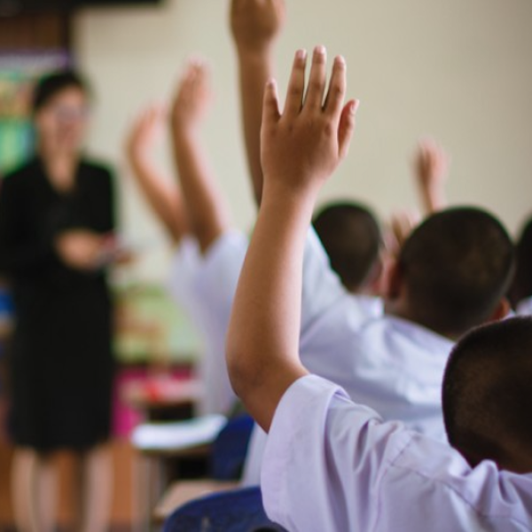 Pese a bloqueos, habrá clases este lunes en Tamaulipas