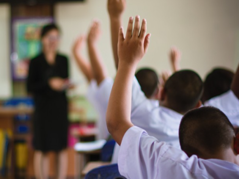 Pese a bloqueos, habrá clases este lunes en Tamaulipas