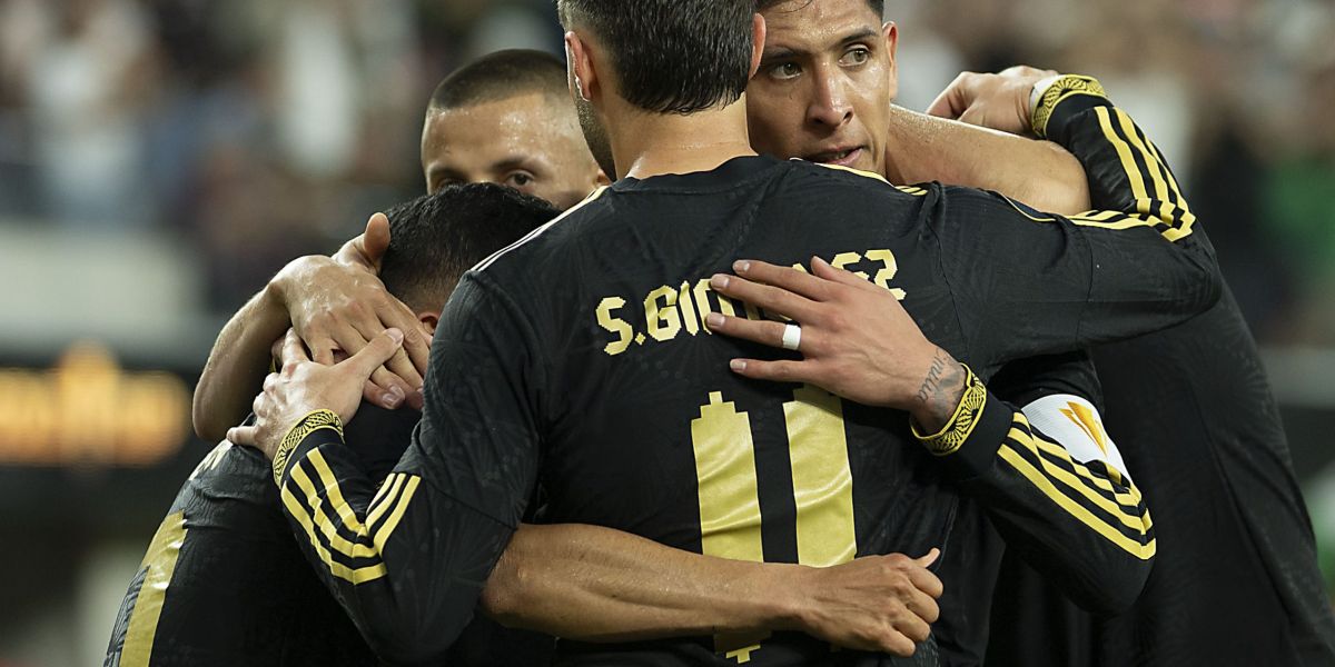 México debuta con victoria en la Copa Oro 2025 tras vencer 3-2 a República Dominicana