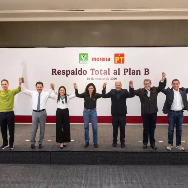 Pactan Morena, PVEM y PT 'respaldo total' a Plan B electoral 