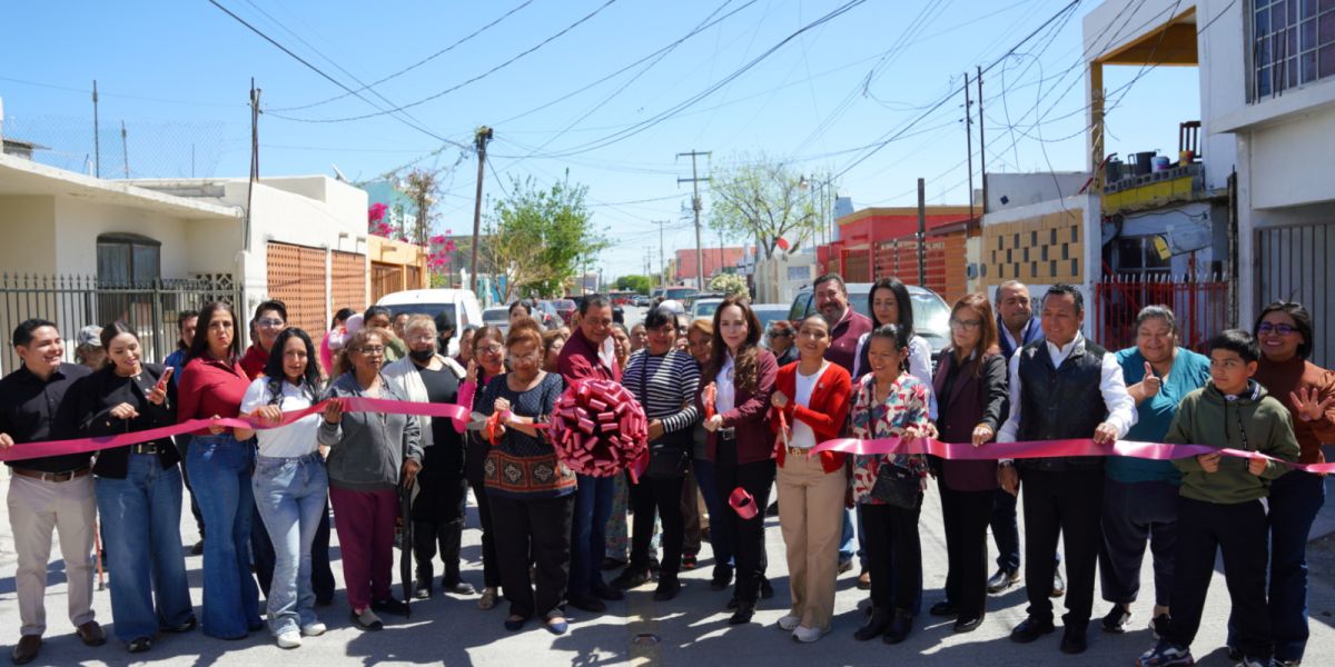 Mejora gobierno municipal vialidad al poniente y centro de Nuevo Laredo con obras de repavimentación